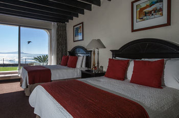 California Villas Y Hotel เอนเซนาดา ภายนอก รูปภาพ